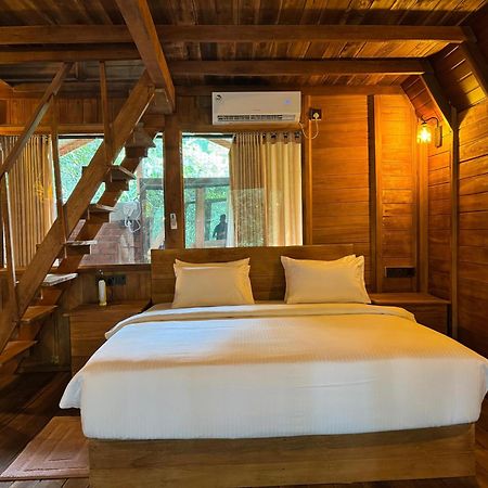 Habarana Tree House Mutu Village Exterior photo